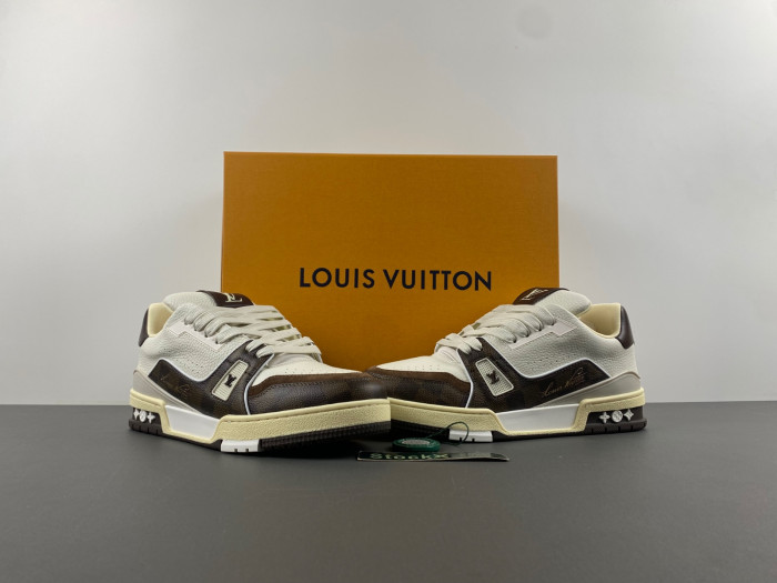 LOU1VTON trainer (EU47)