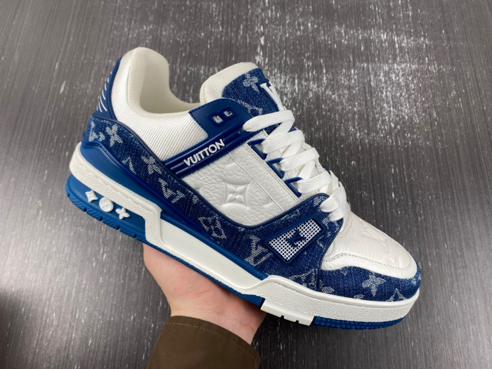 LOU1VTON trainer (EU47)