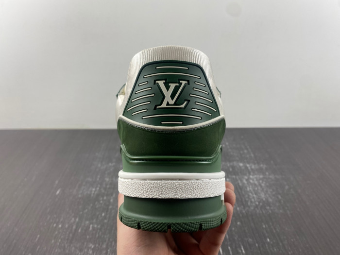 LOU1VTON trainer (EU47)